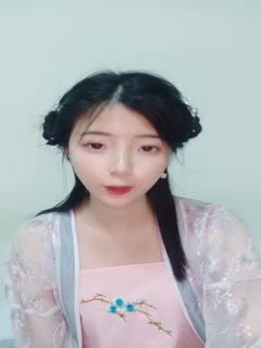 艺校学妹 非常喜欢健身的舞蹈系小可爱学妹 白白嫩嫩的奶油肌肤 紧实翘挺的美乳小丰臀 浑身上下透漏出青春的气息
